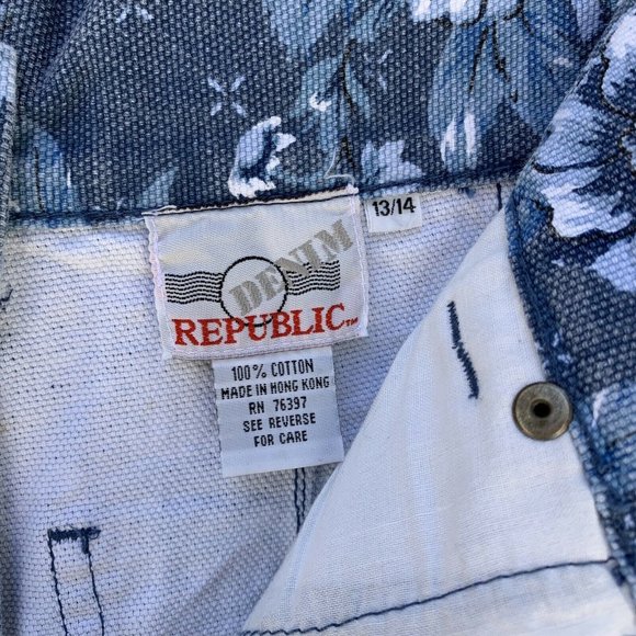 Vintage 90s Denim Republic Canvas Blue Floral Print High Rise Jean Shorts SZ 13 - Picture 5 of 7